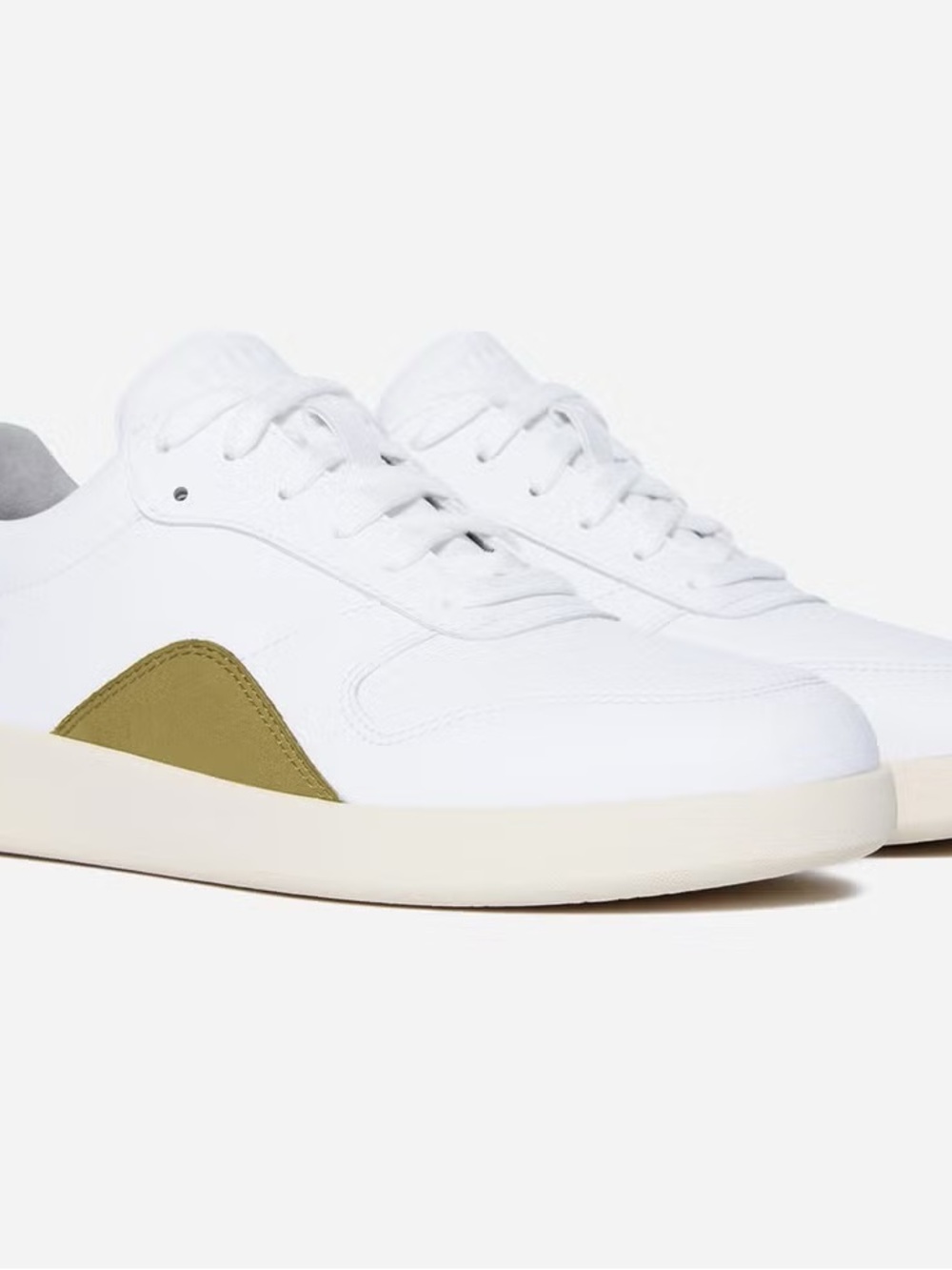 Everlane - Leather Court Sneakers with Olive Accents